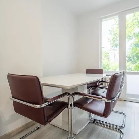 The Right Choice 20 Apartment