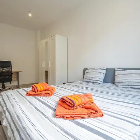 The Right Choice 20 Apartment