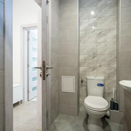 The Right Choice 20 Apartment